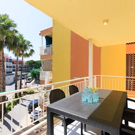 Uhc Antinea Apartment Cambrils