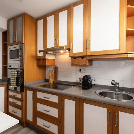 Apartament Uhc Antinea *
