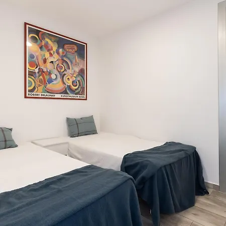 Uhc Antinea Apartament *