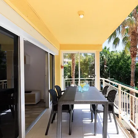 Apartament Uhc Antinea Cambrils